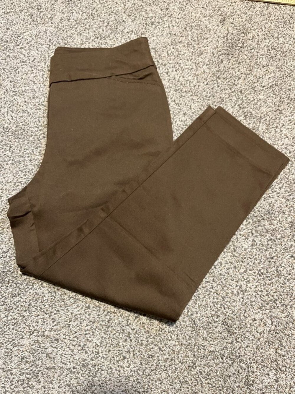 Croft Barrow Effortless Stretch Ponte Pant Short Espresso Brown